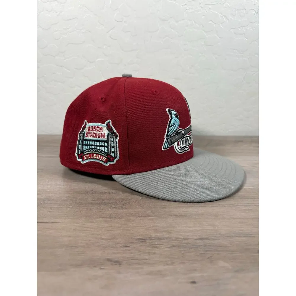 St Louis Cardinals Brick House Maroon New Era Fitted Men's‎ Cap Size 7 3/8- EUC